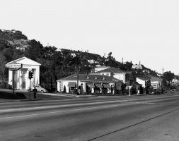 Sunset Plaza Drive 1937